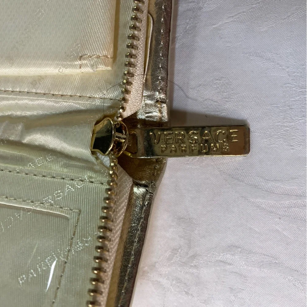 Versace Parfums Gold Metallic Zip-Around Wallet Clutch Wristlet Organiser wChain